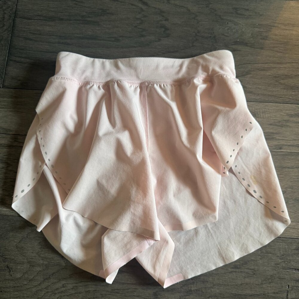 Lululemon Fast Free Reflective Shorts Size 0 Pink (Flaws)